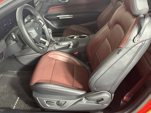 Used 2024 Ford Mustang GT Premium w/ GT Performance Package image 7