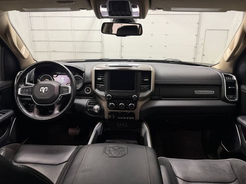Used 2020 RAM 1500 Laramie AWD/4WD image 14