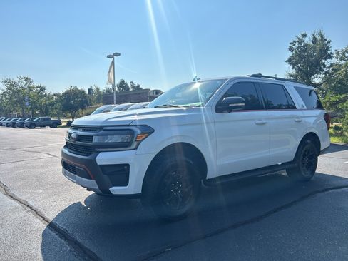 Used 2022 Ford Expedition Timberline AWD/4WD image 3