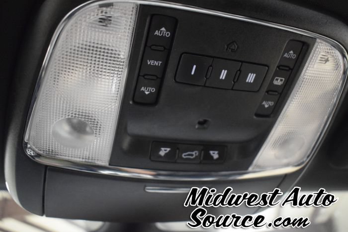Used 2017 Jeep Grand Cherokee Overland w/ Jeep Active Safety Group AWD/4WD image 22