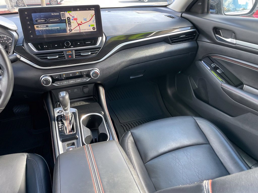 Certified 2024 Nissan Altima 2.5 SR w/ SR Premium Package FWD image 12