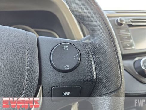 Used 2015 Toyota RAV4 LE FWD image 14