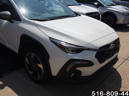Used 2024 Subaru Crosstrek 2.5i Limited AWD/4WD image 2