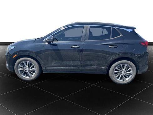 Used 2022 Buick Encore GX Select w/ Sport Touring Package FWD image 2