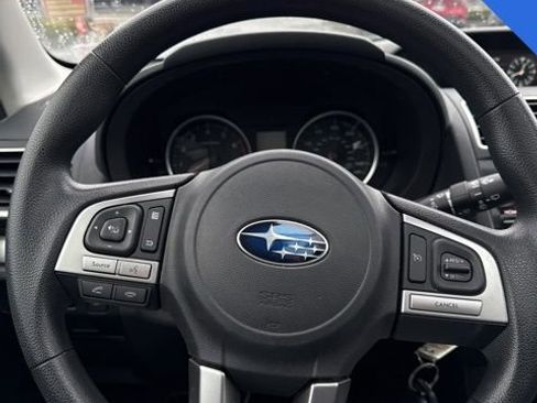 Used 2018 Subaru Forester 2.5i Premium w/ All-Weather Package image 12