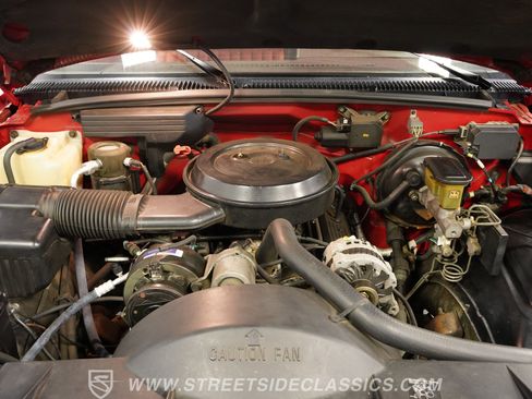 Used 1994 Chevrolet Silverado 1500 4x4 Regular Cab image 3