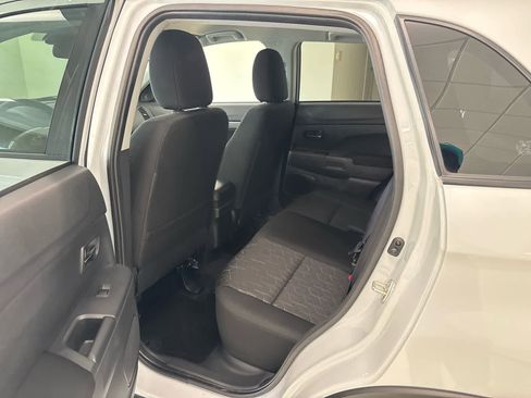 Used 2024 Mitsubishi Outlander Sport LE image 15