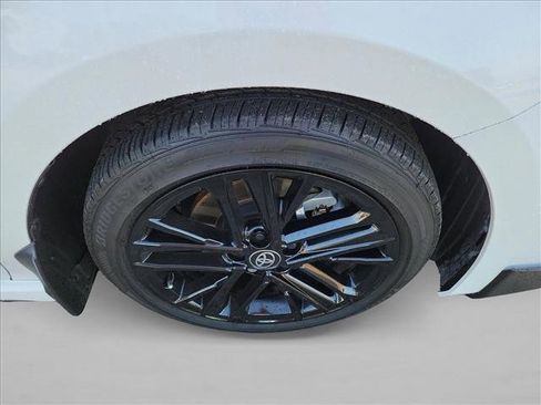 Used 2026 Toyota Camry SE w/ Convenience Package FWD image 10