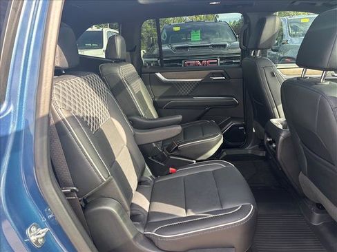 Certified 2024 GMC Acadia Denali w/ Super Cruise Package FWD image 22