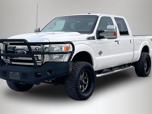 Used 2016 Ford F250 Lariat w/ Lariat Ultimate Package AWD/4WD image 2