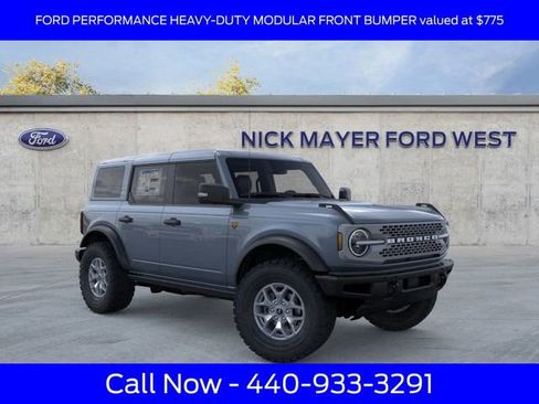 New 2025 Ford Bronco Badlands image 8