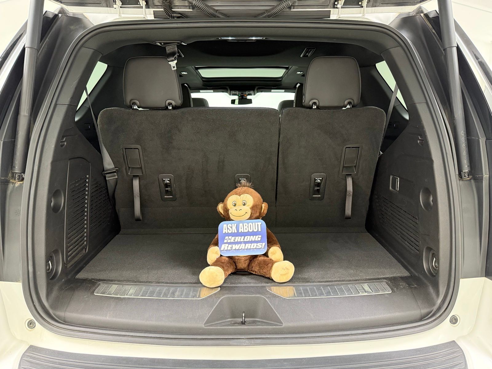 Used 2022 Chevrolet Tahoe Z71 AWD/4WD image 9