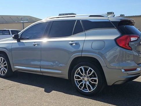 Used 2023 GMC Terrain Denali AWD/4WD image 7