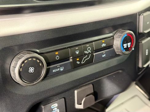 Used 2023 Ford F150 XLT w/ Trailer Tow Package image 15