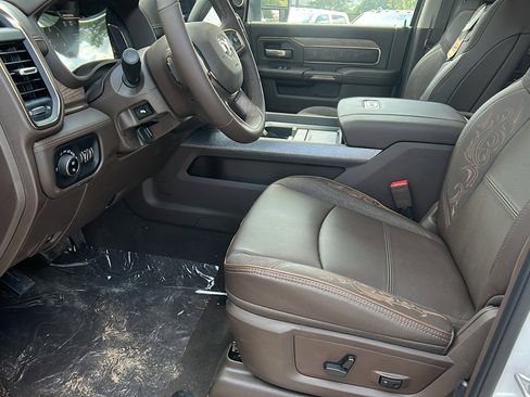 New 2026 RAM 2500 Limited image 17