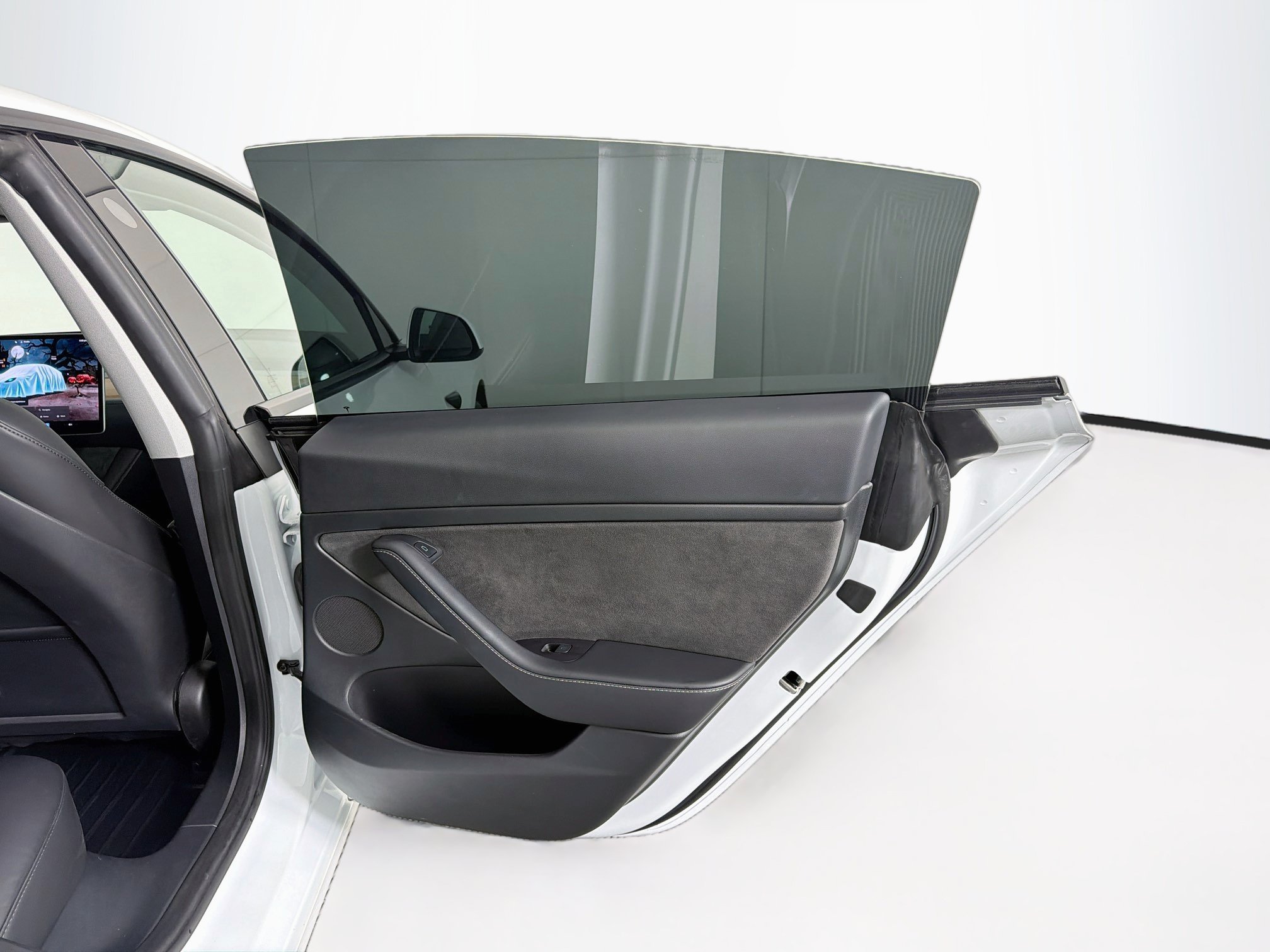 Used 2023 Tesla Model 3 Standard Range RWD image 31