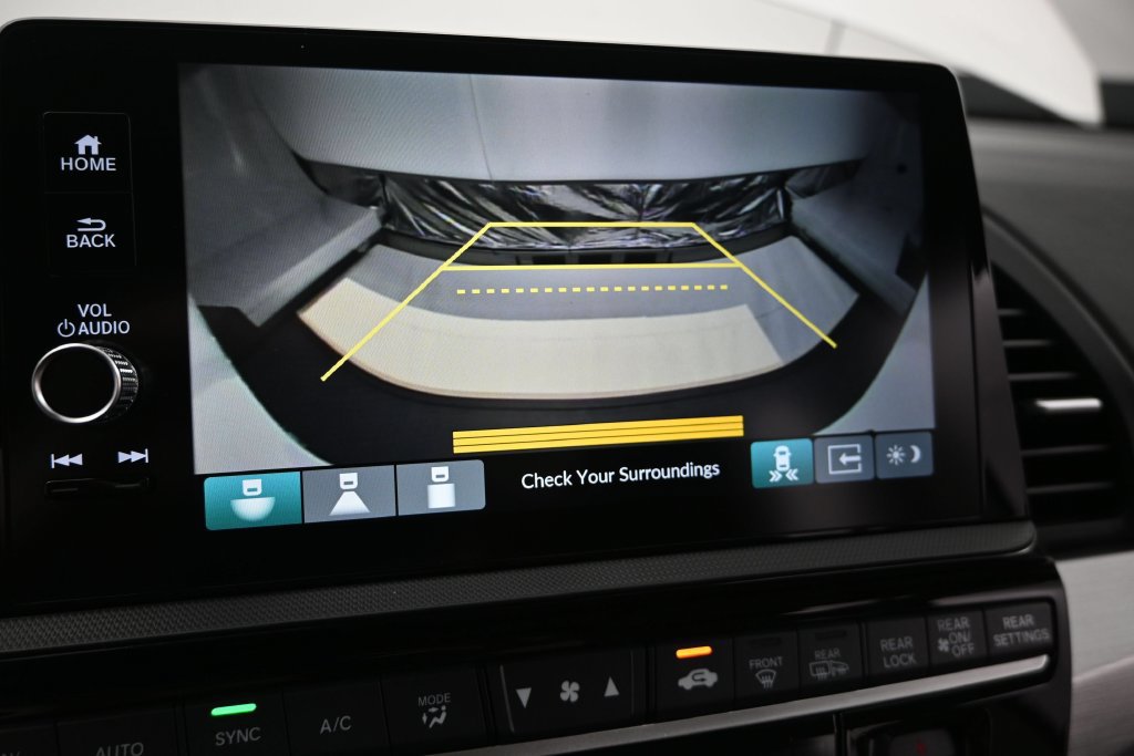 New 2027 Honda Odyssey Touring image 14