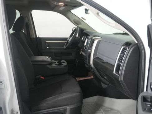Used 2019 RAM 1500 Warlock AWD/4WD image 29