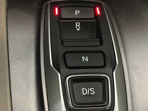 Used 2022 Honda Pilot EX-L image 16