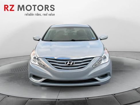Used 2012 Hyundai Sonata GLS FWD image 3