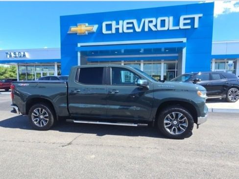 New 2025 Chevrolet Silverado 1500 LT image 3