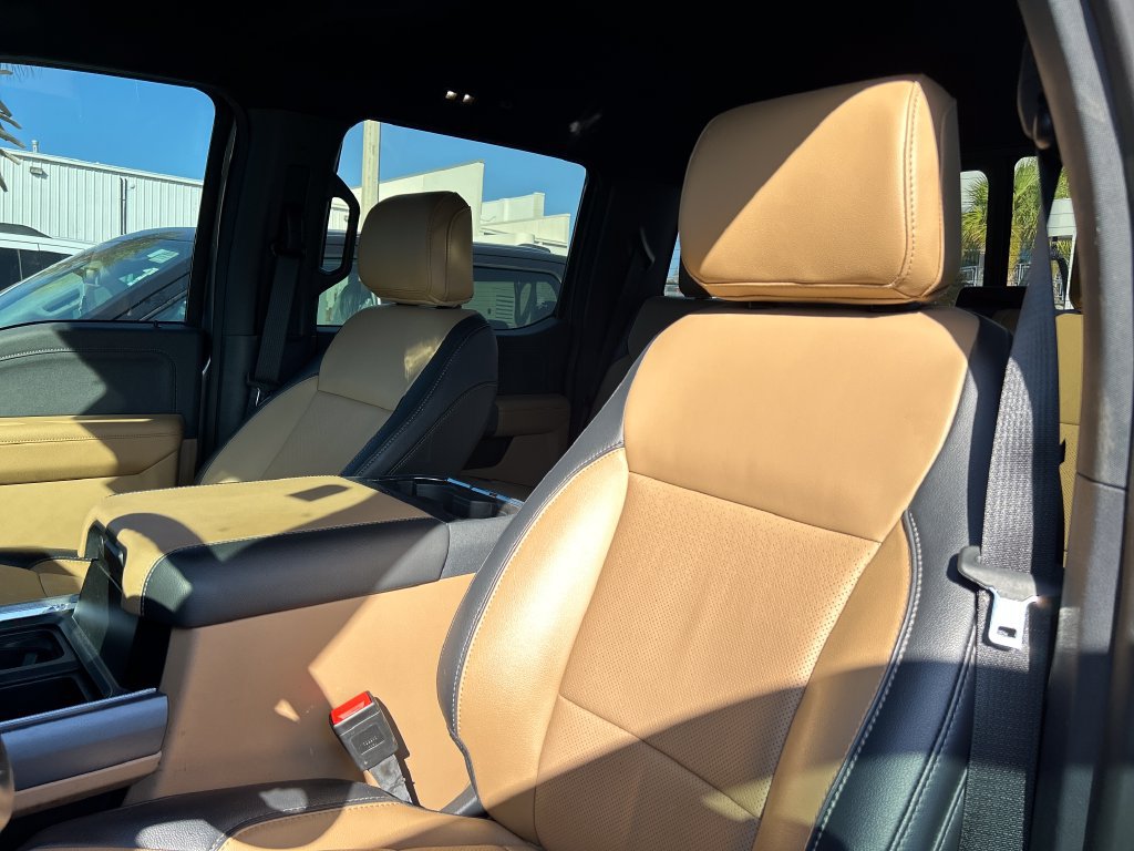 Used 2024 Ford F250 Lariat w/ Sport Appearance Package AWD/4WD image 14