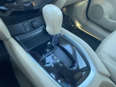 Used 2015 Nissan Rogue SL w/ SL Premium Package FWD image 20