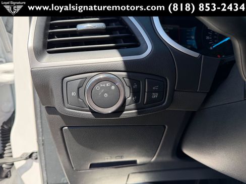 Used 2019 Ford Edge SEL w/ Equipment Group 201A FWD image 36