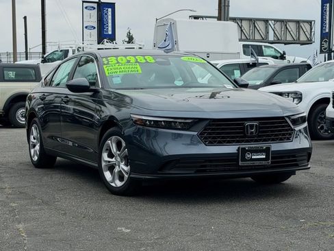 Used 2025 Honda Accord LX image 2
