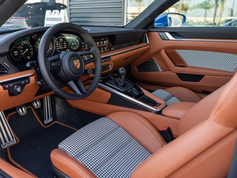 Certified 2023 Porsche 911 Sport Classic RWD image 4