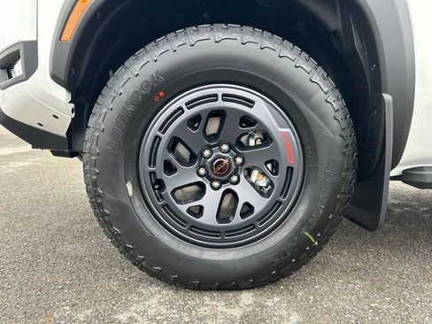 New 2026 Nissan Frontier PRO-4X w/ Pro Premium Package AWD/4WD image 13
