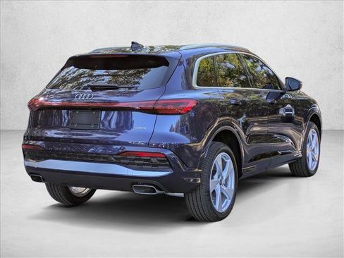 New 2025 Audi Q5 Premium Plus image 2