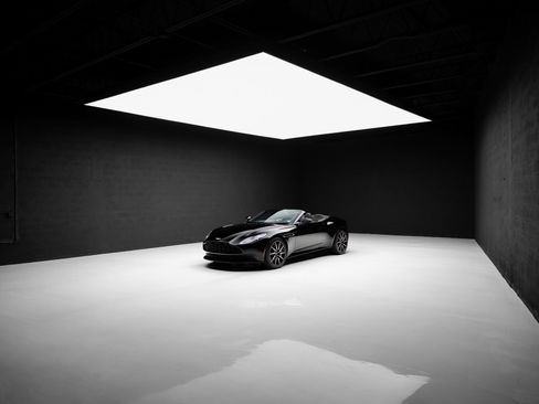 Used 2019 Aston Martin DB11 Volante RWD image 90