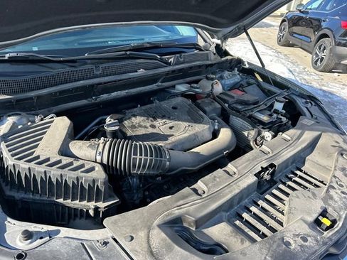 Used 2024 Chevrolet Blazer LT image 34