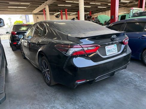 Used 2024 Toyota Camry SE w/ Blackout Package (TMS) FWD image 4