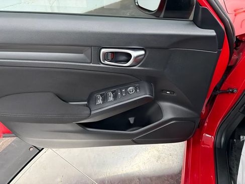 Used 2024 Honda Civic Sport image 17