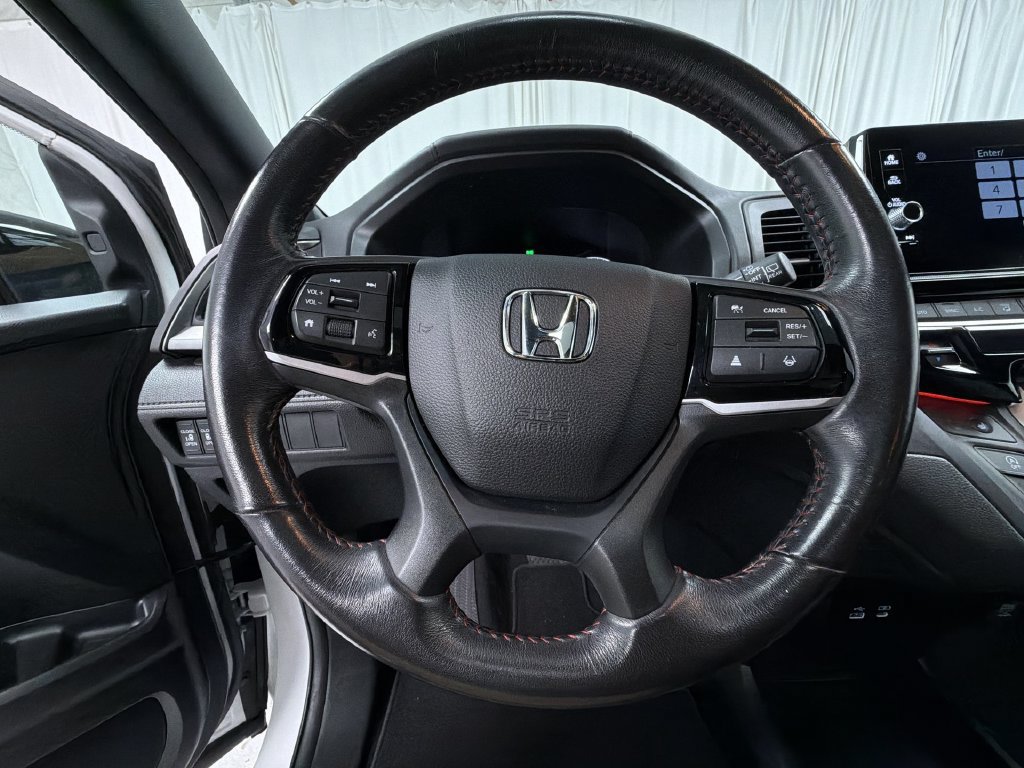 Used 2025 Honda Odyssey Sport-L image 27