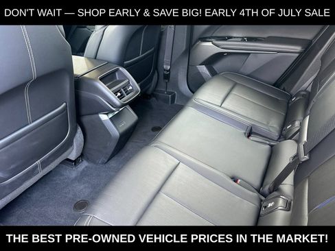 Used 2024 Cadillac Lyriq Luxury RWD image 14