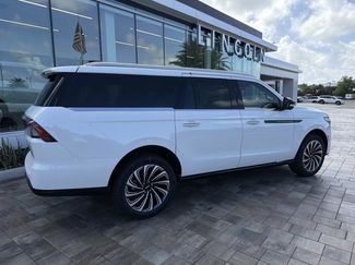 New 2026 Lincoln Navigator L Black Label AWD/4WD video 2