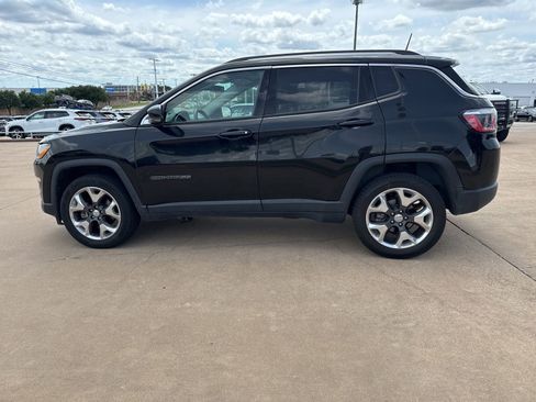 Used 2018 Jeep Compass Limited AWD/4WD image 4