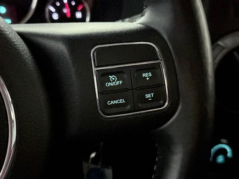 Used 2015 Jeep Wrangler Sport AWD/4WD image 33