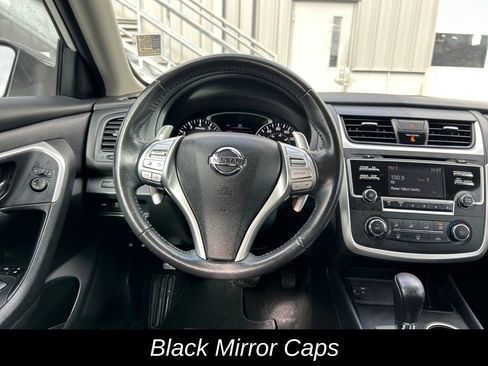 Used 2017 Nissan Altima 2.5 SR w/ Midnight Edition Package image 15