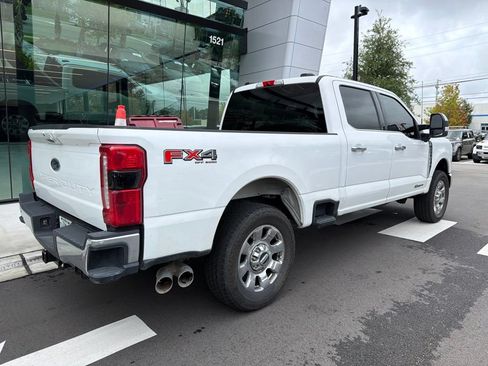 Used 2026 Ford F250 Lariat w/ Chrome Package AWD/4WD image 4