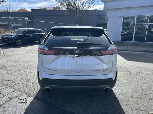 Used 2019 Ford Edge Titanium w/ Equipment Group 301A image 8