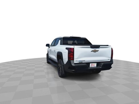 Used 2024 Chevrolet Silverado EV W/T AWD/4WD image 43