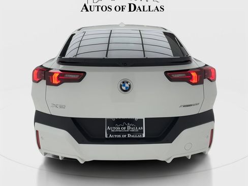 Used 2025 BMW X2 xDrive28i AWD/4WD image 9
