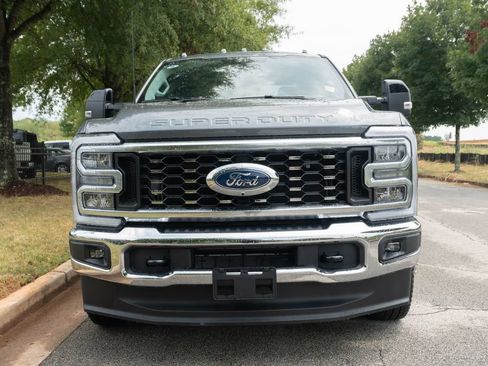 Used 2026 Ford F350 Lariat AWD/4WD image 4