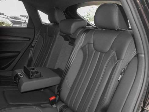 Used 2021 Audi Q5 2.0T Premium AWD/4WD image 36