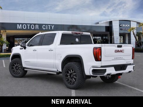 Used 2022 GMC Sierra 1500 Denali w/ Denali Reserve Package AWD/4WD image 3