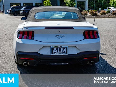 Used 2025 Ford Mustang Premium RWD image 11